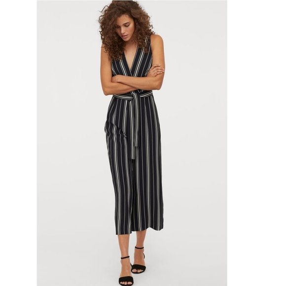 H&M Tie-belt Jumpsuit Black/white striped - Picture 4 of 4
